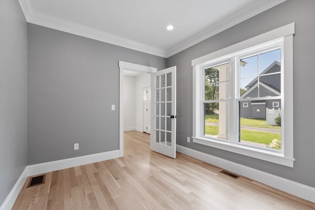 2 Colburn Lane, Littleton, MA 01460