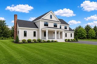 2 Colburn Lane, Littleton, MA 01460