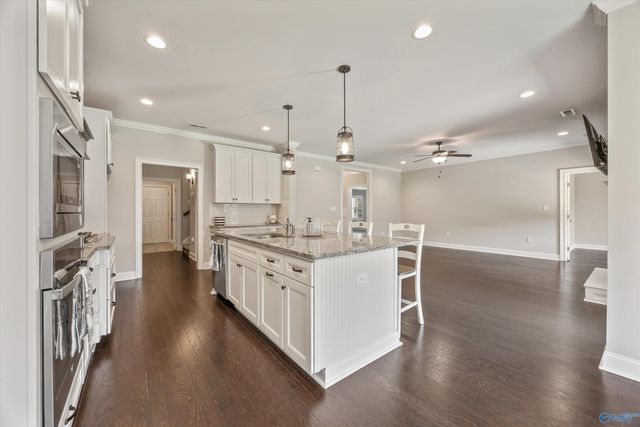22529 Oakdale Ridge Lane, Athens, AL 35613