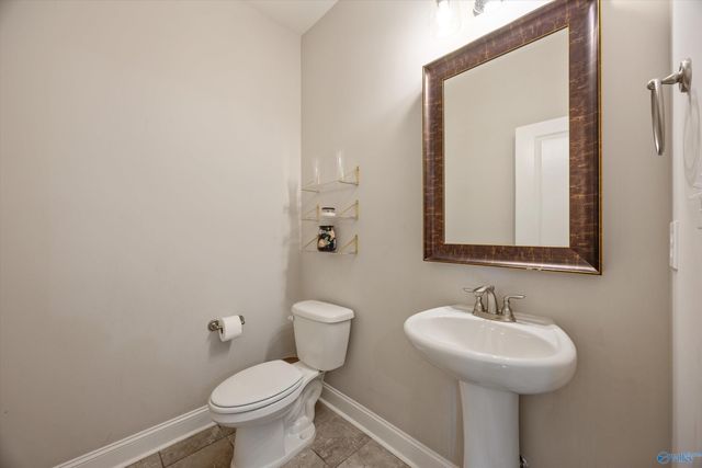 22529 Oakdale Ridge Lane, Athens, AL 35613