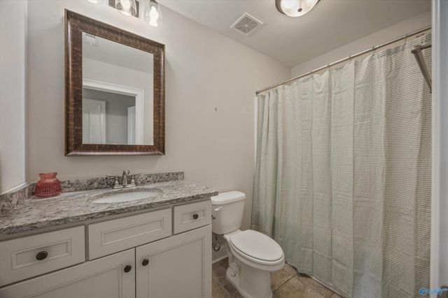 22529 Oakdale Ridge Lane, Athens, AL 35613