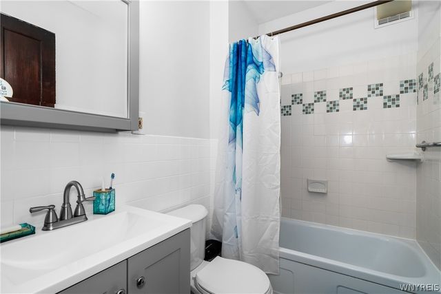 393 Baynes Street, Buffalo, NY 14213