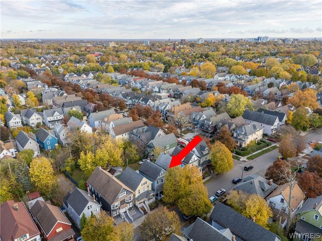 393 Baynes Street, Buffalo, NY 14213