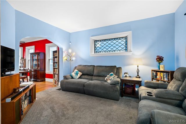 393 Baynes Street, Buffalo, NY 14213