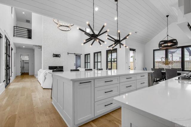 7509 S Shoreline Blvd, Benton, AR 72019