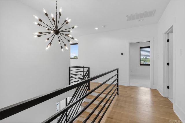 7509 S Shoreline Blvd, Benton, AR 72019