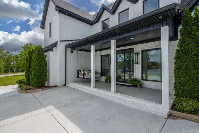 7509 S Shoreline Blvd, Benton, AR 72019