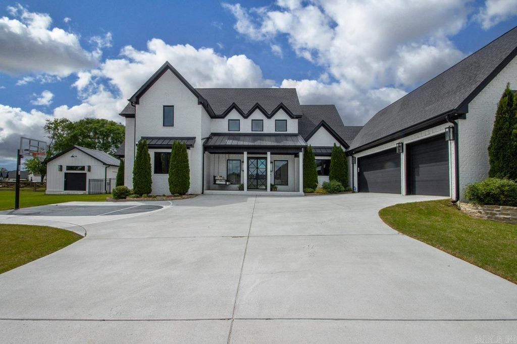 7509 S Shoreline Blvd, Benton, AR 72019