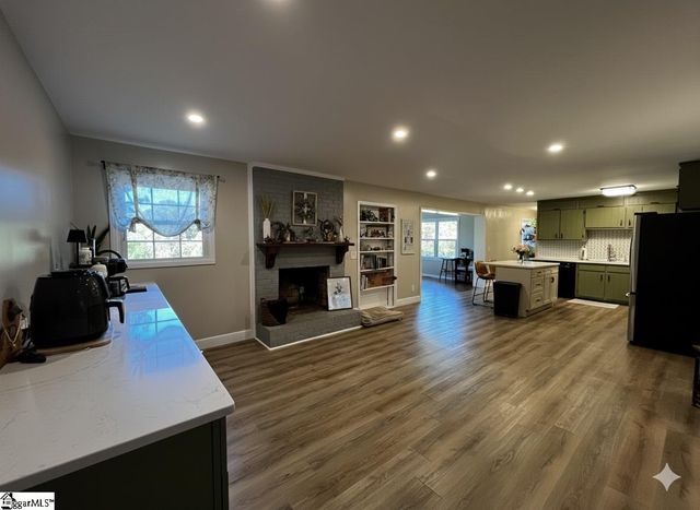 859 Cooper Bridge Road, Fountain Inn, SC 29644