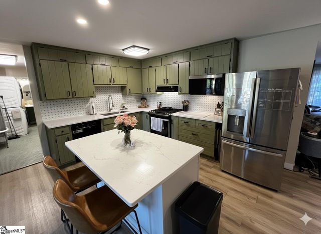 859 Cooper Bridge Road, Fountain Inn, SC 29644