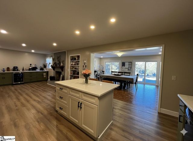 859 Cooper Bridge Road, Fountain Inn, SC 29644