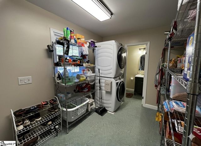 859 Cooper Bridge Road, Fountain Inn, SC 29644