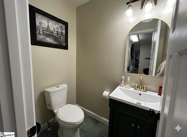 859 Cooper Bridge Road, Fountain Inn, SC 29644