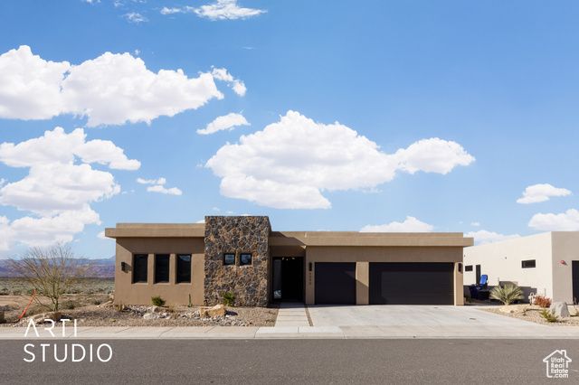 5090 W 3175 S, Hurricane, UT 84737