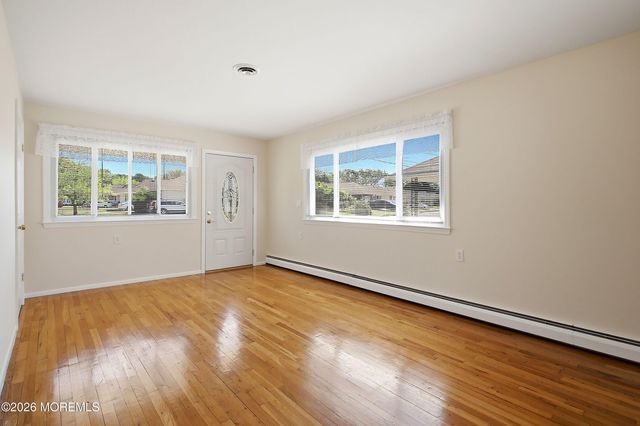 1913 Yorktowne Boulevard, Toms River, NJ 08753
