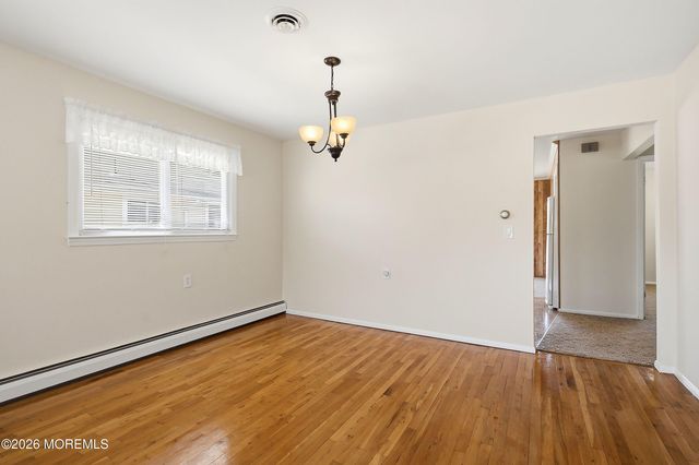 1913 Yorktowne Boulevard, Toms River, NJ 08753