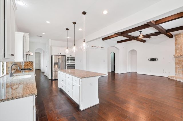 27 Hedgedale Way, Spring, TX 77389