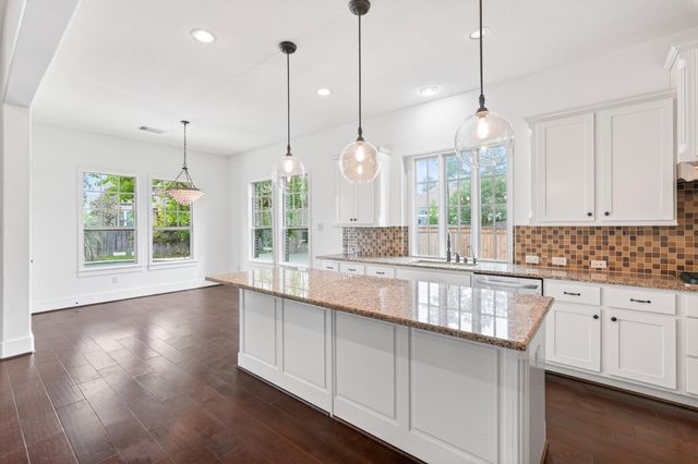 27 Hedgedale Way, Spring, TX 77389
