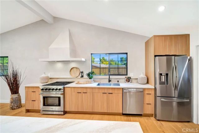 5534 Pattilar Avenue, Woodland Hills, CA 91367