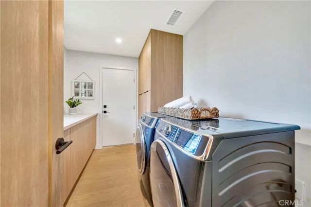 5534 Pattilar Avenue, Woodland Hills, CA 91367