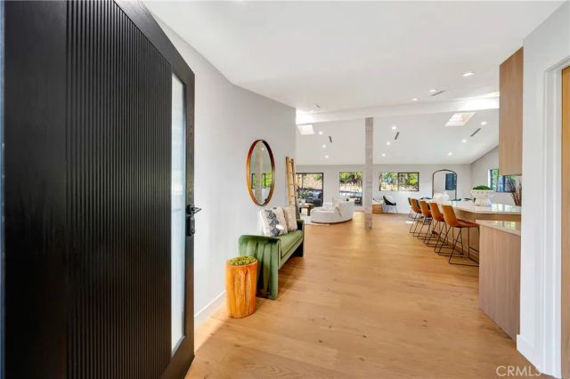 5534 Pattilar Avenue, Woodland Hills, CA 91367