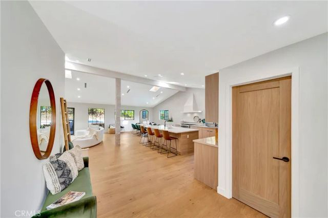 5534 Pattilar Avenue, Woodland Hills, CA 91367