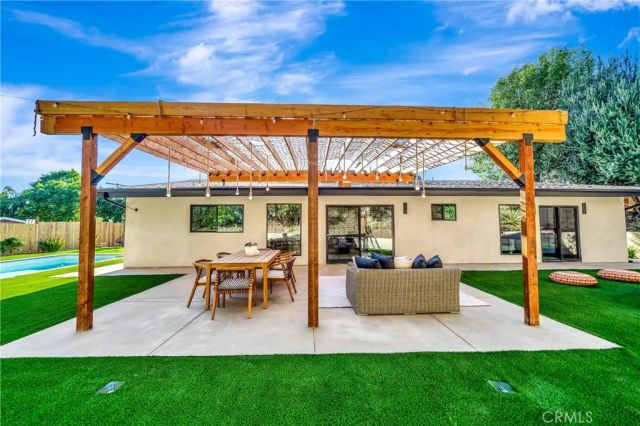 5534 Pattilar Avenue, Woodland Hills, CA 91367