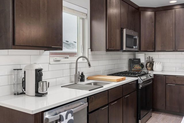 2700 Spark Street, Fitchburg, WI 53711