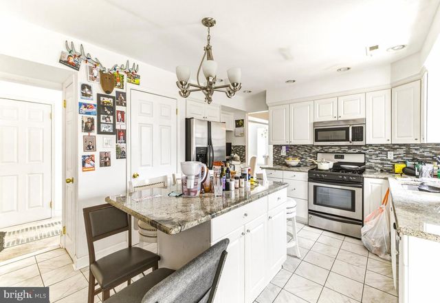 30 LONG BOW DR, Sewell, NJ 08080