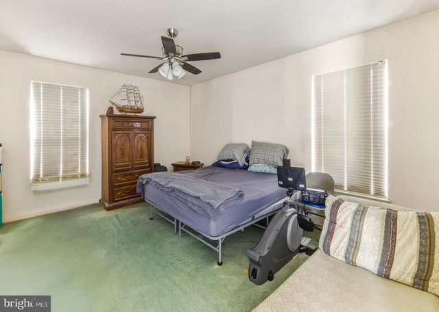 30 LONG BOW DR, Sewell, NJ 08080