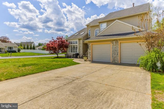 30 LONG BOW DR, Sewell, NJ 08080