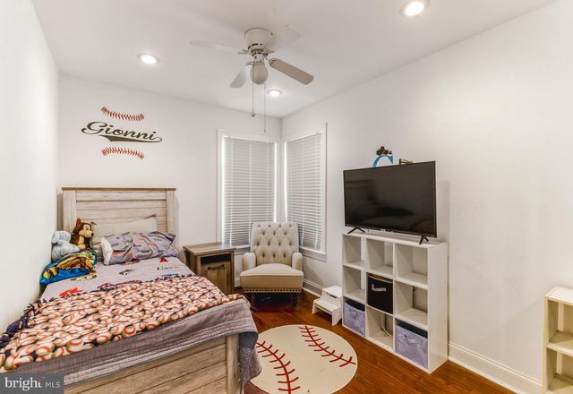 30 LONG BOW DR, Sewell, NJ 08080