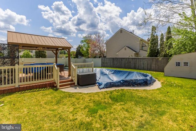 30 LONG BOW DR, Sewell, NJ 08080