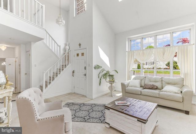 30 LONG BOW DR, Sewell, NJ 08080