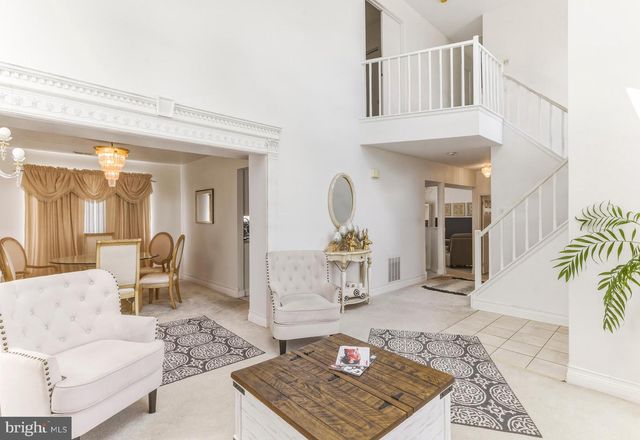 30 LONG BOW DR, Sewell, NJ 08080