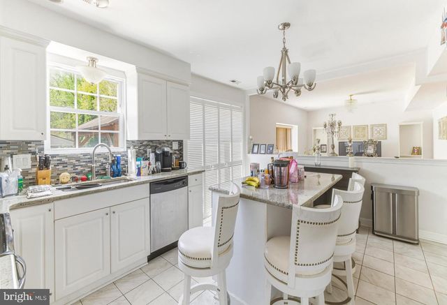 30 LONG BOW DR, Sewell, NJ 08080