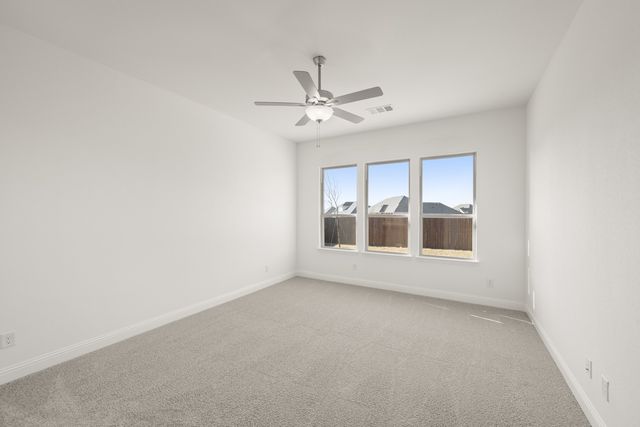 966 Richard Pittmon Drive, Desoto, TX 75115