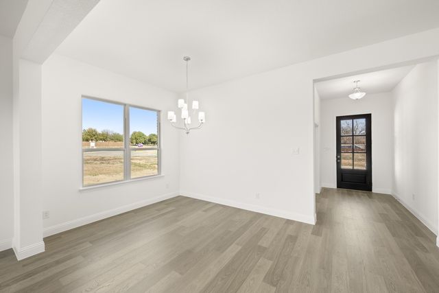 966 Richard Pittmon Drive, Desoto, TX 75115