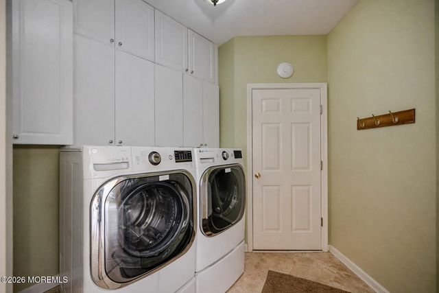 31 Dressage Place, Freehold, NJ 07728