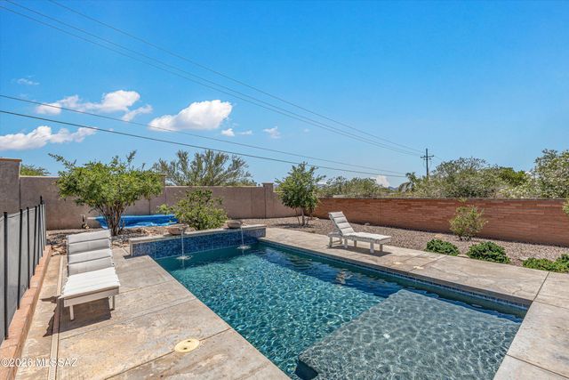 1537 W Cool Drive, Tucson, AZ 85704