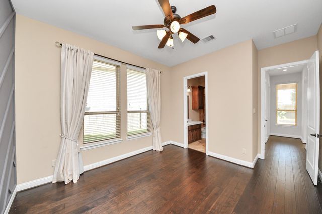 2972 Terrell Cove Lane, League City, TX 77573