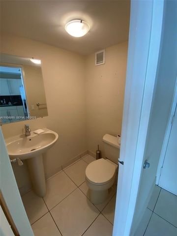 1228 West Ave 1505, Miami Beach, FL 33139