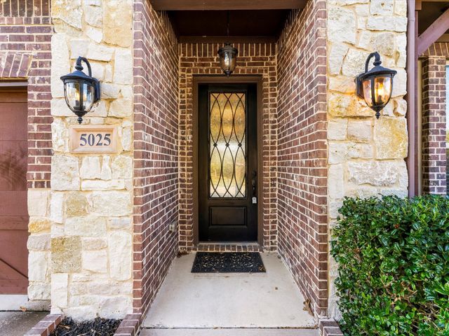 5025 Stockwhip Drive, Fort Worth, TX 76036