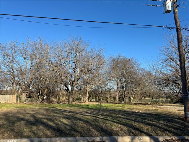 1812 Rice Avenue, Gainesville, TX 76240