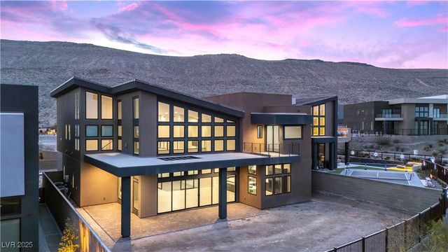 5364 Succulent Rose Drive, Las Vegas, NV 89135