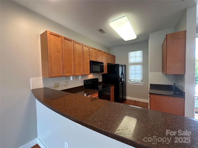 1101 W 1st Street 409, Charlotte, NC 28202