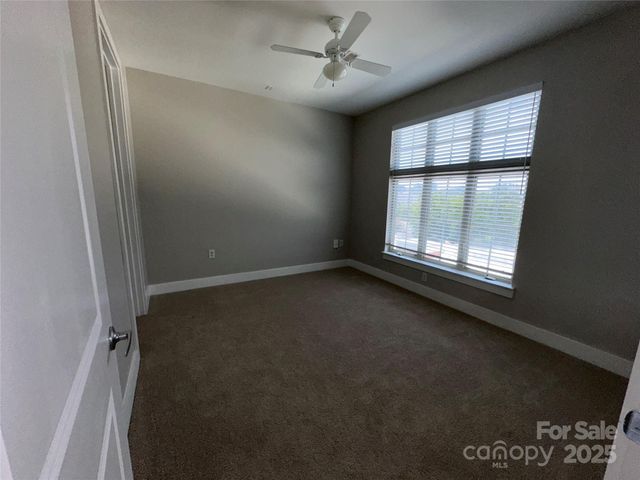 1101 W 1st Street 409, Charlotte, NC 28202