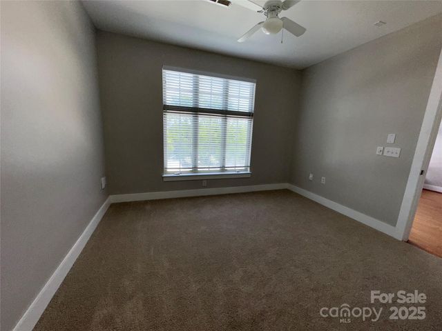 1101 W 1st Street 409, Charlotte, NC 28202