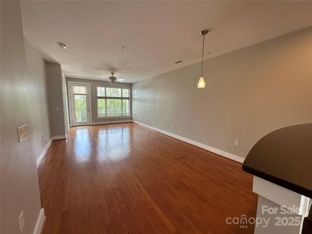 1101 W 1st Street 409, Charlotte, NC 28202