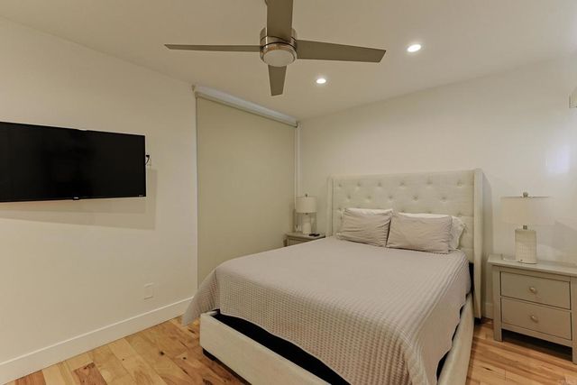 455 Orange Ave. B, Coronado, CA 92118
